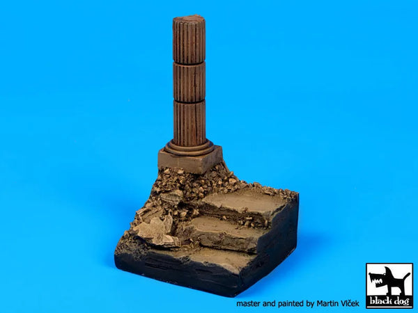 1/35 Ancient Roman/Greek Stairpost Ruins, Resin Model Terrain Kit, Unpainted