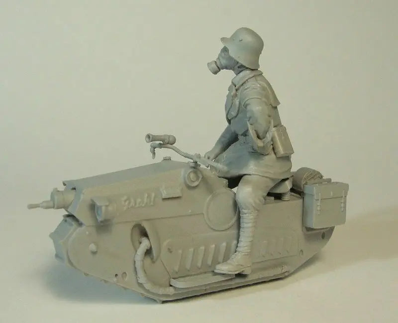 1/35 WWII Soldier with Motorcycle & Sidecar, Resin Model Figure Kit, Unassembled and Unpainted