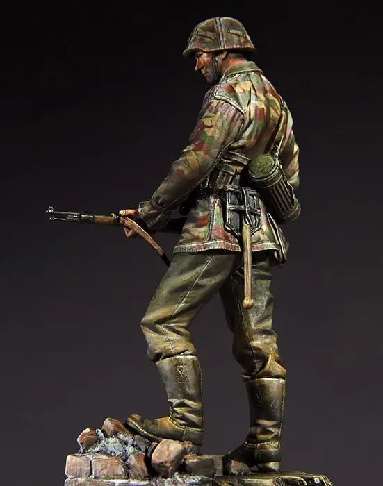 90mm WWII German Panzer Grenadier, Resin Model Figure Kit, Unassembled and Unpainted