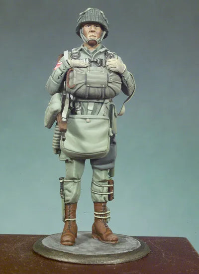 54mm WWII U.S. 101st Airborne Soldier, Resin Model Figure Kit, Unassembled and Unpainted
