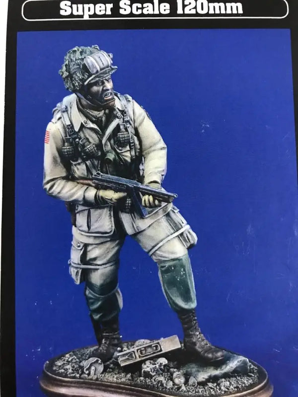 1/16 Modern Tactical Operator in Assault Ready Stance, Resin Model Figure Kit, Unassembled and Unpainted