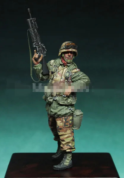 1/35 Modern US Special Forces with AR-15, Resin Model Figure Kit, Unassembled and Unpainted