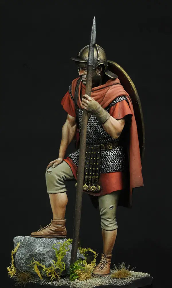 75mm Ancient Dacian Warrior with Spear and Shield, Resin Model Figure Kit, Unassembled and Unpainted