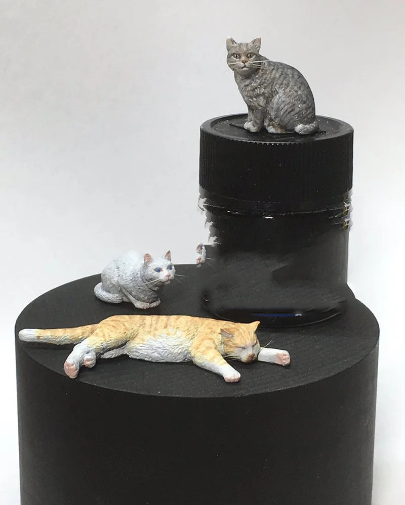 1/16 Domestic Cats, 3 Figures, Resin Model Creature Kit, Wildlife Theme, Unassembled and Unpainted