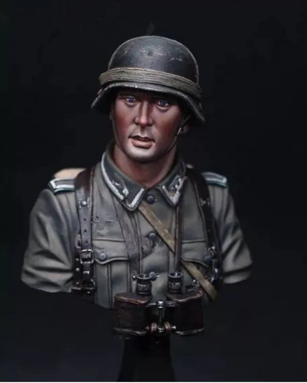1/10 WWII German Infantry NCO in Field Tunic, Resin Model Bust Kit, Unassembled and Unpainted