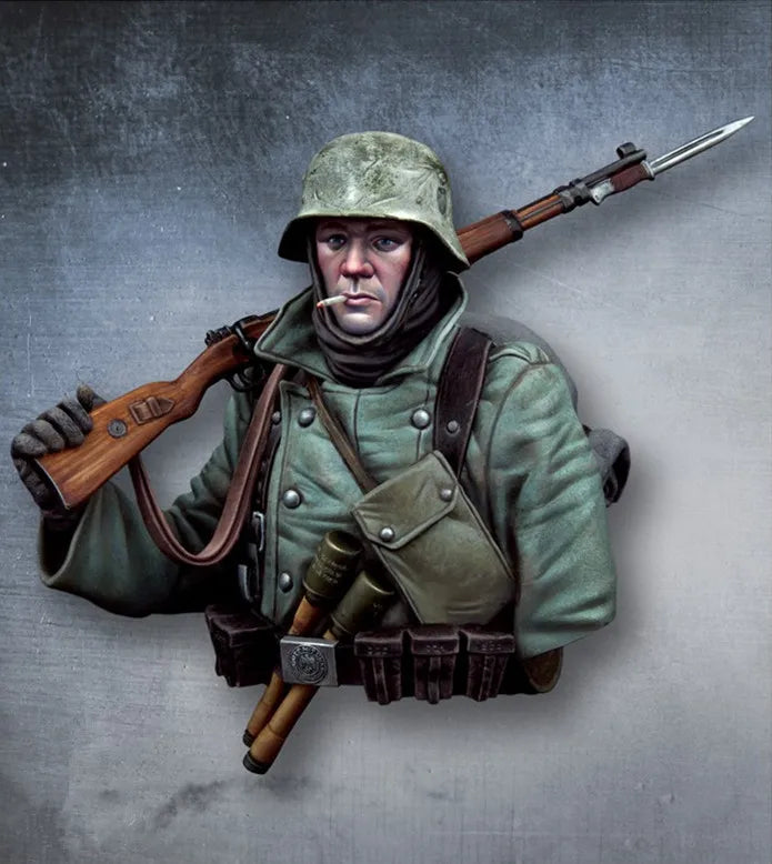1/10 WWII German Infantryman with Mauser Bayonet, Resin Model Bust Kit, Unassembled and Unpainted