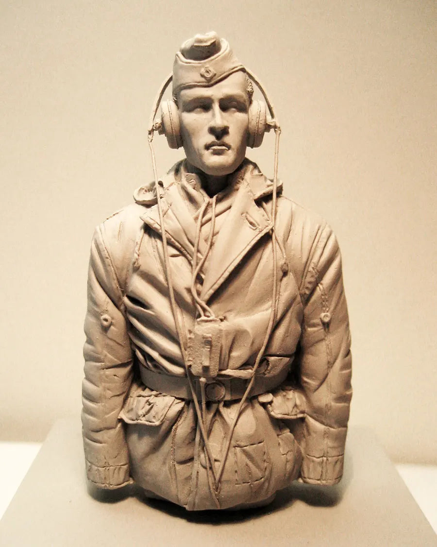 1/16 WWII Pilot Aviator, 2 Figures, Resin Model Bust Kit, Unassembled and Unpainted