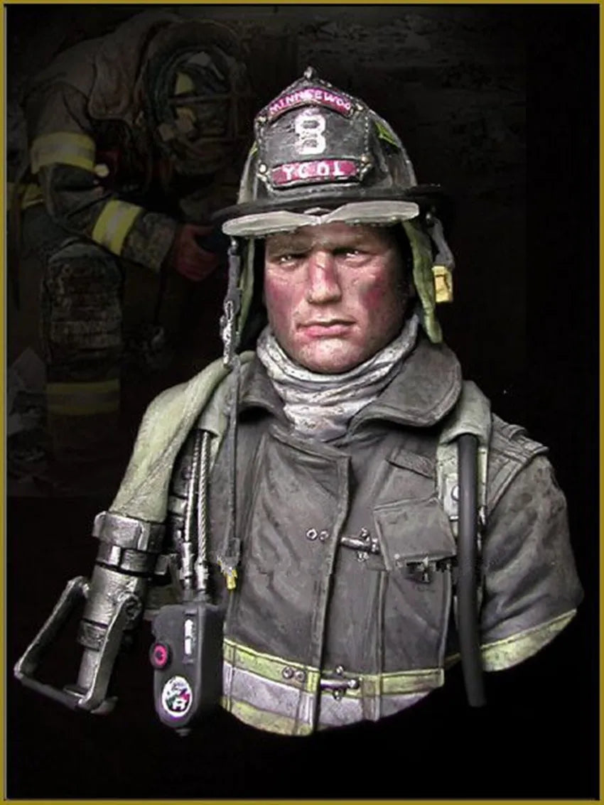 1/10 Modern Firefighter, Resin Model Bust Kit, Unassembled and Unpainted