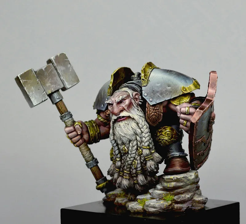 1/24 Bearded Dwarf Warrior with Double Axe, Resin Model Figure Kit, Fantasy Theme, Unassembled and Unpainted