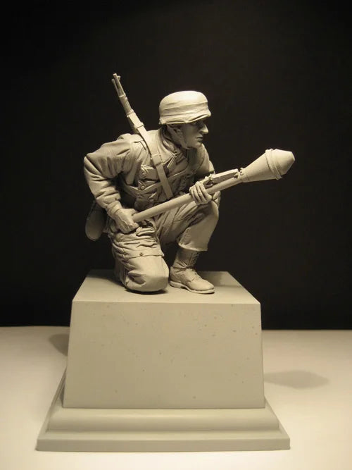 1/16 WWII Combat Soldier, Resin Model Figure Kit, Unassembled and Unpainted