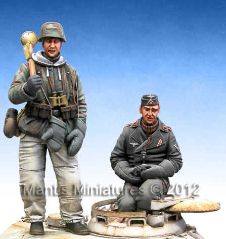 1/35 WWII German Infantry Squad in Combat, 2 Figures, Resin Model Figure Kit, Unassembled and Unpainted
