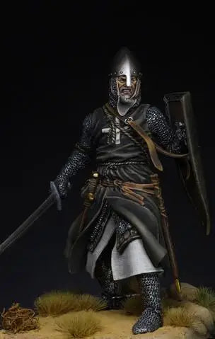 1/24 Medieval Standing Knight in Chain Mail with Sword and Shield, Resin Model Figure Kit, Unassembled and Unpainted