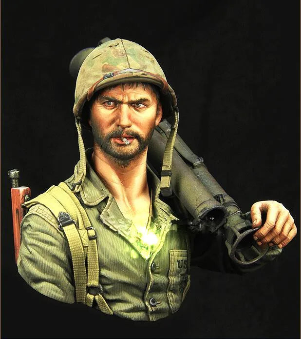 1/10 WWII German Infantryman Charging, Resin Model Bust Kit, Unassembled and Unpainted
