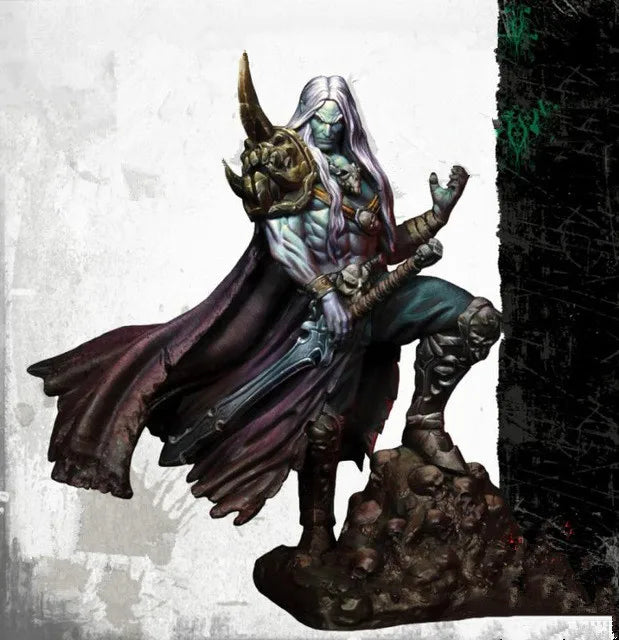 1/24 Pale Sorceress with Horned Staff & Dark Robes, Resin Model Figure Kit, Fantasy Theme, Unassembled and Unpainted