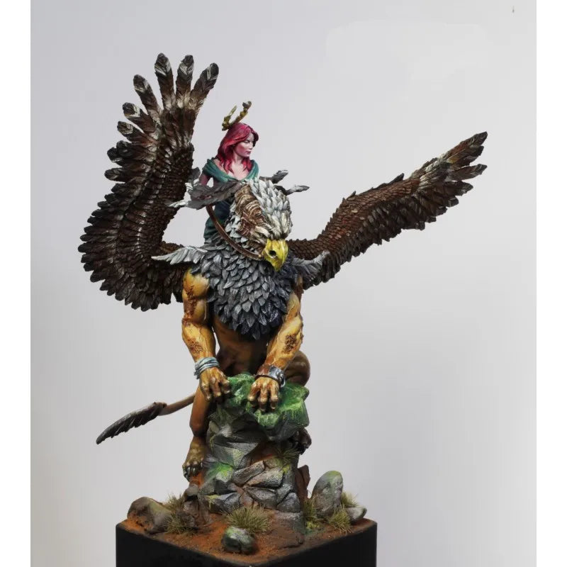 1/24 Female on Winged Creature, Resin Model Figure Kit, Fantasy Theme, Unassembled and Unpainted