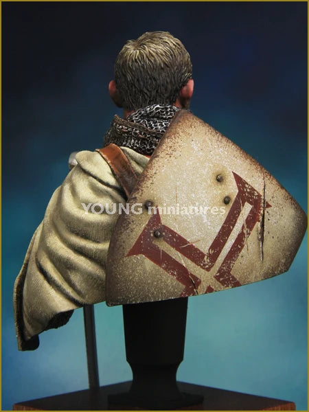 1/10 Medieval Crusader Knight with Red Cross Shield, Resin Model Bust Kit, Unassembled and Unpainted