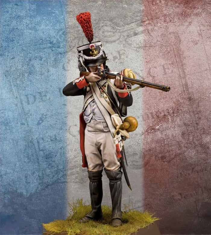 1/24 Napoleonic French Cavalry Officer in Plumed Shako, Resin Model Figure Kit, Unassembled and Unpainted