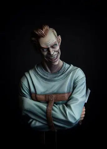 1/10 Modern Pale Male Character with Scarification Marks and Styled Hair, Resin Model Bust Kit, Unassembled and Unpainted