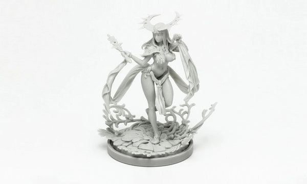 30mm Female Warrior Pinup, Resin Model Figure Kit, Unassembled and Unpainted