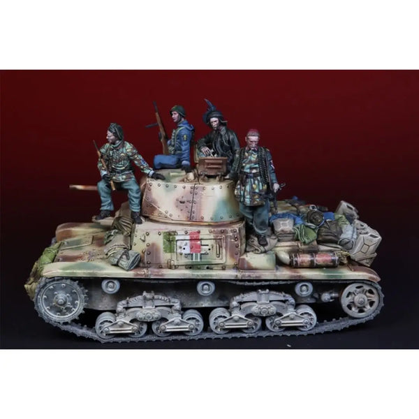 1/35 WWII German Panther Tank Crew, 9 Figures, Resin Model Diorama Kit, Unassembled and Unpainted