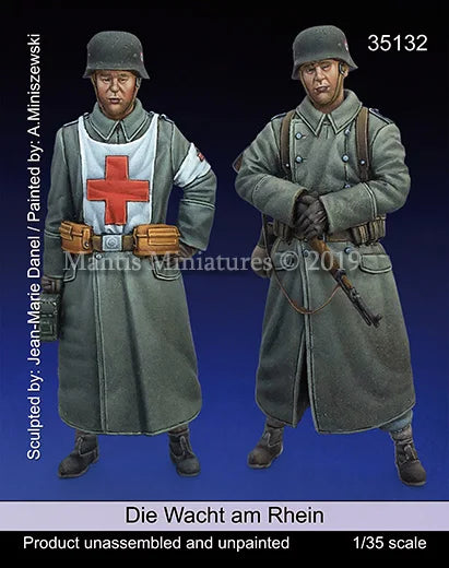 1/35 German WWI Medic and Infantryman, Resin Model Figure Kit, Anime Theme, Unassembled and Unpainted