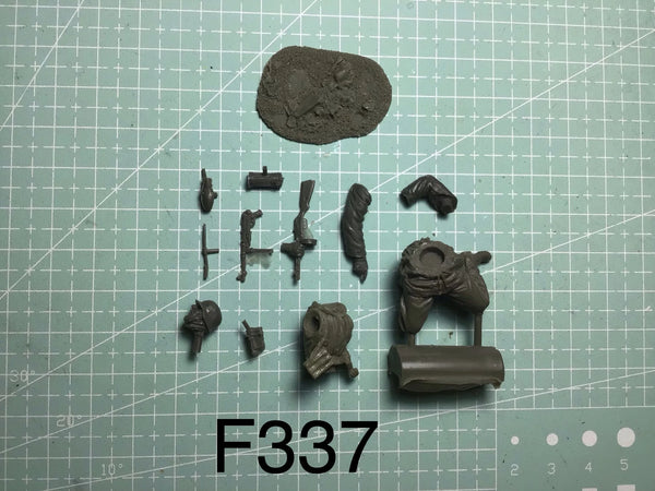 1/35 Modern Combat Operator with Body Armor, Resin Model Figure Kit, Unassembled and Unpainted