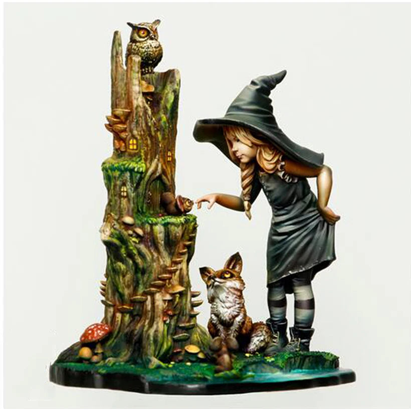1/24 Witch with Staff and Familiar, Resin Model Figure Kit, Fantasy Theme, Unassembled and Unpainted