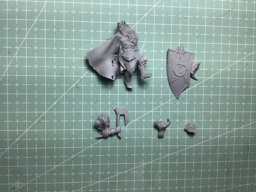 30mm Horned Demon with Battle Axe and Cape, Resin Model Figure Kit, Fantasy Theme, Unassembled and Unpainted
