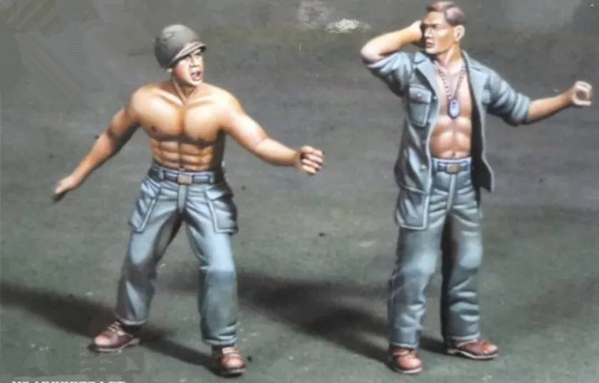 1/35 Modern Workers, 2 Figures, Resin Model Figure Kit, Historical Theme, Unassembled and Unpainted