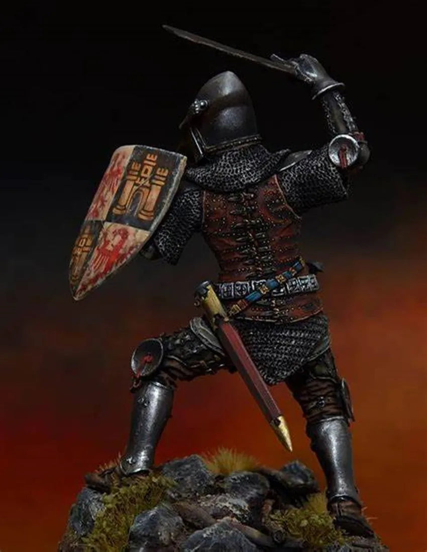 1/24 Armored Warrior with Halberd and Heraldic Shield, Resin Model Figure Kit, Fantasy Theme, Unassembled and Unpainted