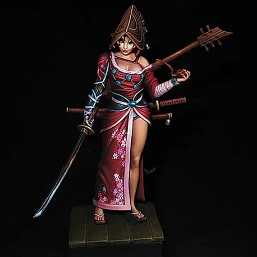 1/24 Ancient Fantasy Woman Warrior, Resin Model Figure Kit, Fantasy Theme, Unassembled and Unpainted