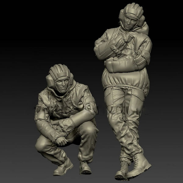 1/35 Modern Combat Soldiers Crouching and Standing, 2 Figures, Resin Model Figure Kit, Unassembled and Unpainted