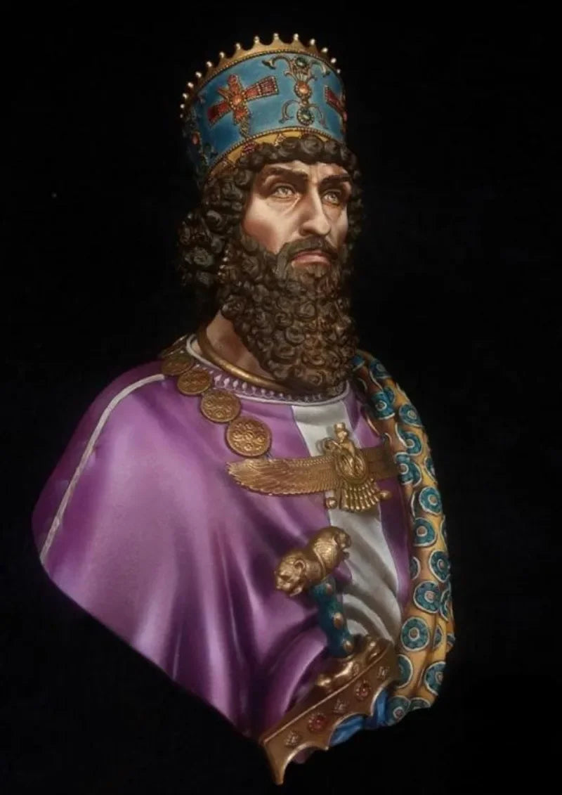 1/10 Ancient King, Resin Model Bust Kit, Unassembled and Unpainted