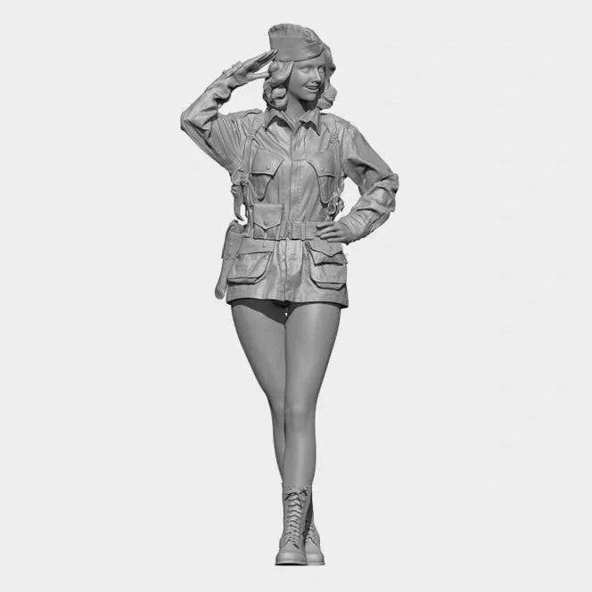 1/35 WWII Saluting Female Soldier, 3 Figures, Resin Model Figure Kit, Unassembled and Unpainted