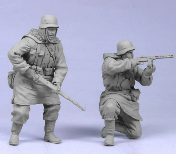 1/35 WWI Infantry Advancing with Bayonets, 2 Figures, Resin Model Figure Kit, Unassembled and Unpainted