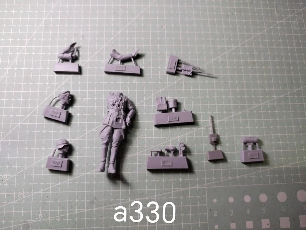 WWII German Soldier — 1/35 Resin Figure
