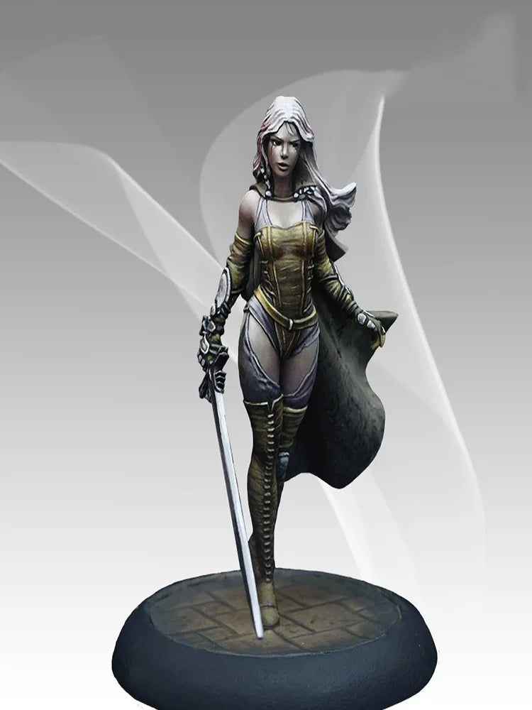 1/48 Ancient Fantasy Female Warrior with Sword, Resin Model Figure Kit, Unassembled and Unpainted