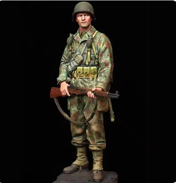 1/16 WWII American Infantryman at Attention, Resin Model Figure Kit, Unassembled and Unpainted
