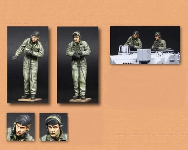 1/35 WWII Soldiers in Period Uniforms, 4 Figures, Resin Model Figure Kit, Unassembled and Unpainted