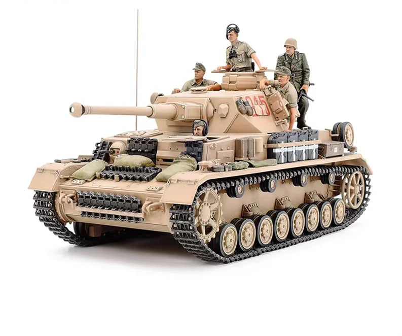 1/35 WWII Panzer IV Tank with Crew and Infantry, 5 Figures, Resin Model Figure Kit, Unassembled and Unpainted