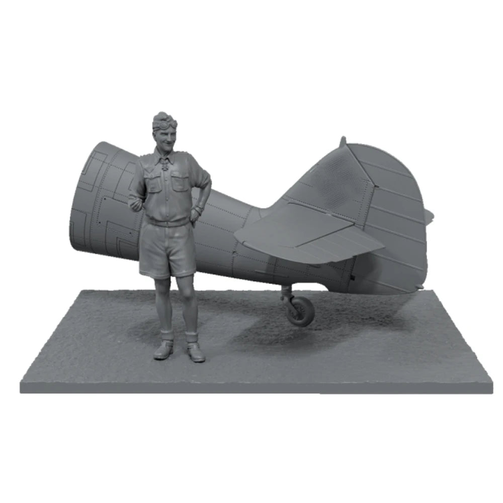 1/32 WWII Luftwaffe Pilot in Tan Flight Suit, Resin Model Figure Kit, Unassembled and Unpainted