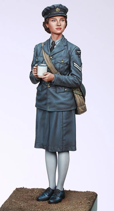 1/16 WWII British Female Soldier Officer, Resin Model Figure Kit, Unassembled and Unpainted