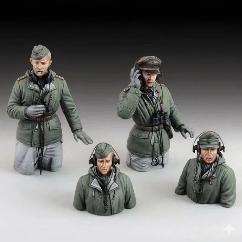1/35 WWII German Panzer Crew with Radio Operator, 4 Figures, Resin Model Figure Kit, Unassembled and Unpainted