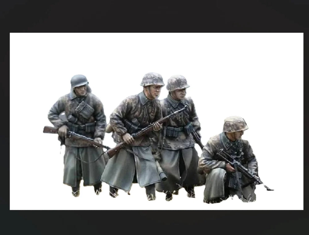 1/35 WWII German Riflemen in Long Coats, 4 Figures, Resin Model Figure Kit, Unassembled and Unpainted