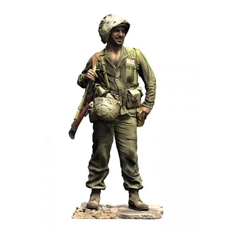 1/35 WWI US Infantryman Standing at Ease, Resin Model Figure Kit, Unassembled and Unpainted
