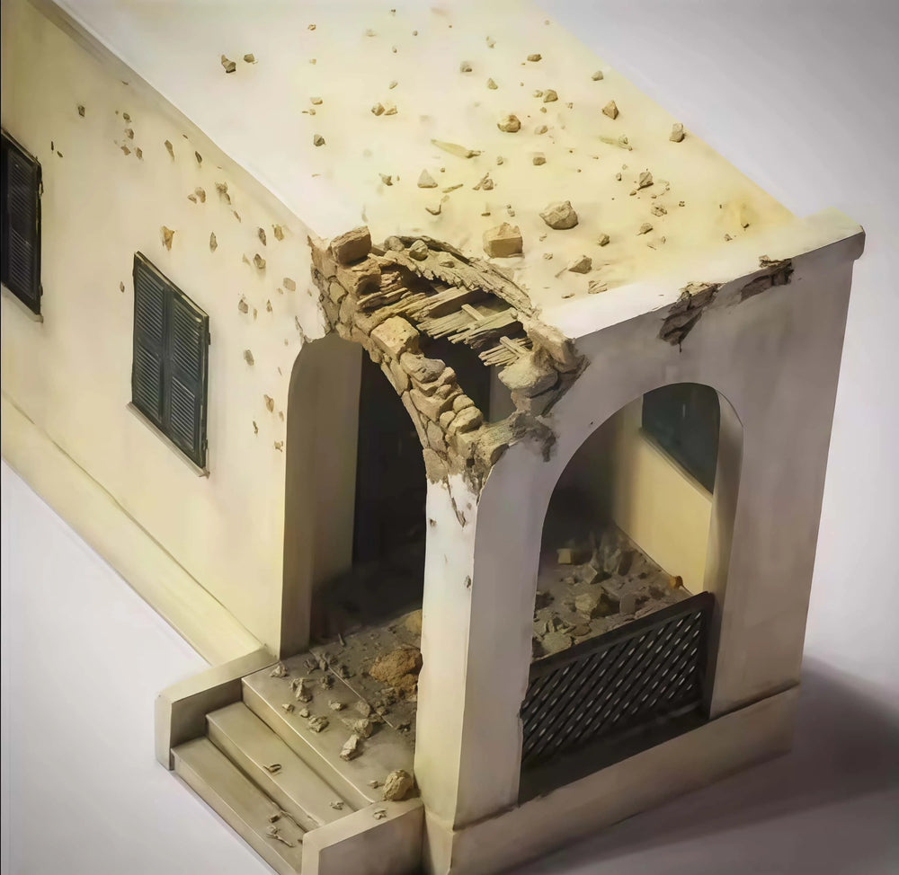 1/35 WWII War-Damaged European House, Resin Model Terrain Kit, Unpainted