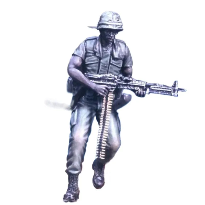 1/35 Vietnam War US Cavalry Heliborne Soldier with M16, Resin Model Figure Kit, Unassembled and Unpainted