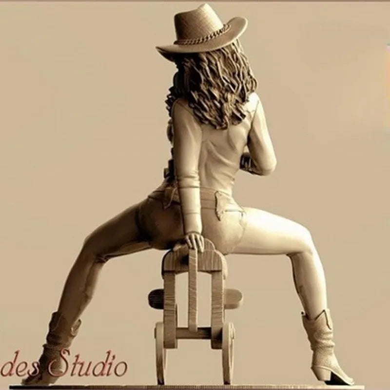 1/24 Western Cowgirl with Horse, 2 Figures, Resin Model Diorama Kit, Historical Theme, Unassembled and Unpainted