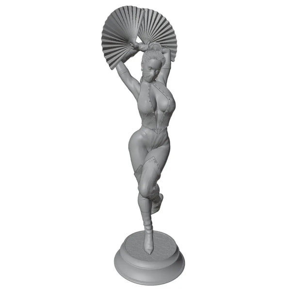 1/24 Female with Fan, Resin Model Figure Kit, Unassembled and Unpainted