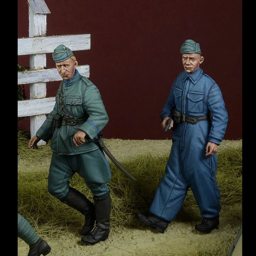 1/35 WWII Dutch Soldiers Holland 1940, 2 Figures, Resin Model Figure Kit, Unassembled and Unpainted